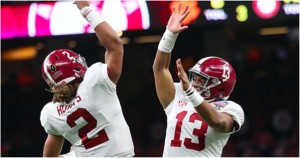 Alabama player shushes crowd